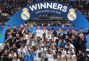 Bermain Efektif, Real Madrid Raih Trofi Piala Super Eropa 2022