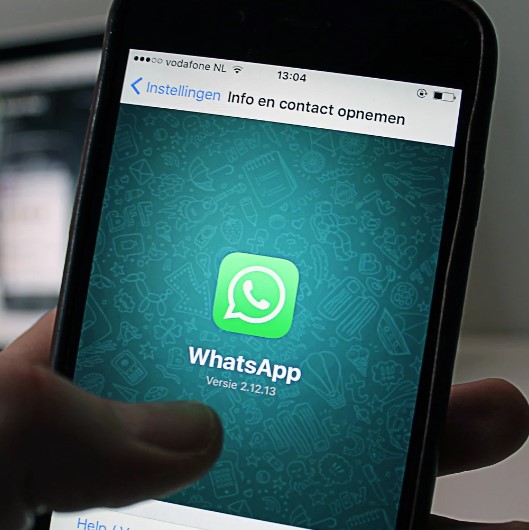 WhatsApp Aero dengan desain menarik dan antarmuka pengguna yang dioptimalkan telah membawa pengalaman pengguna WhatsApp ke level yang baru.