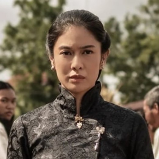 Dian Sastro: Aktris Berbakat yang Memukau Penonton Indonesia