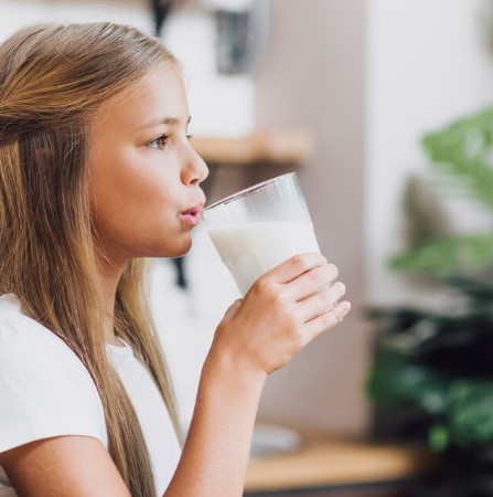 5 Manfaat Menikmati Susu Hangat di Pagi Hari